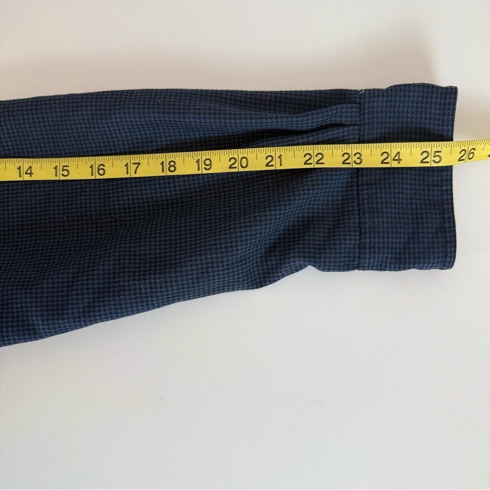 L.L. Bean Men’s Blue Check Button-Up Shirt Size L Regular - Picture 5 of 8